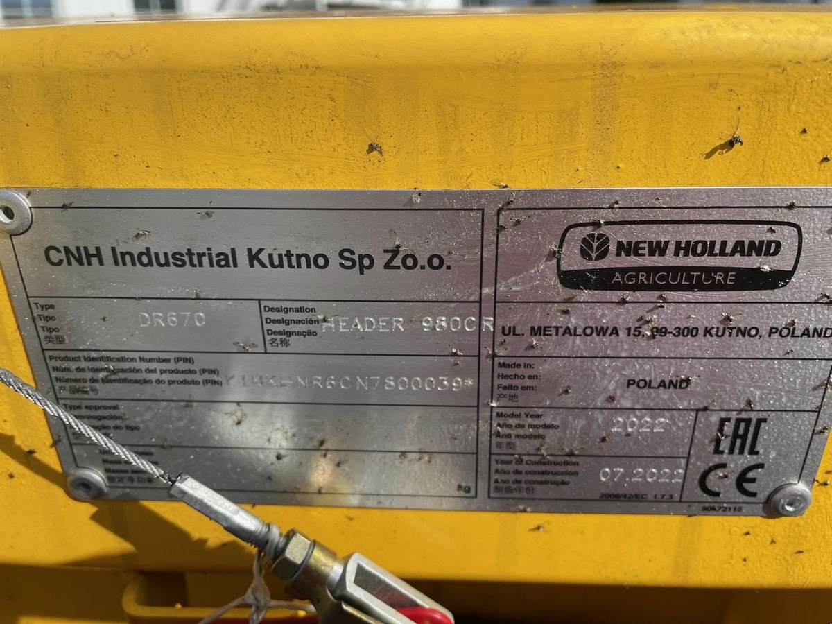 Schneidwerk des Typs New Holland Maispflücker NH 980CR 6R 70, Neumaschine in Burgkirchen (Bild 6)