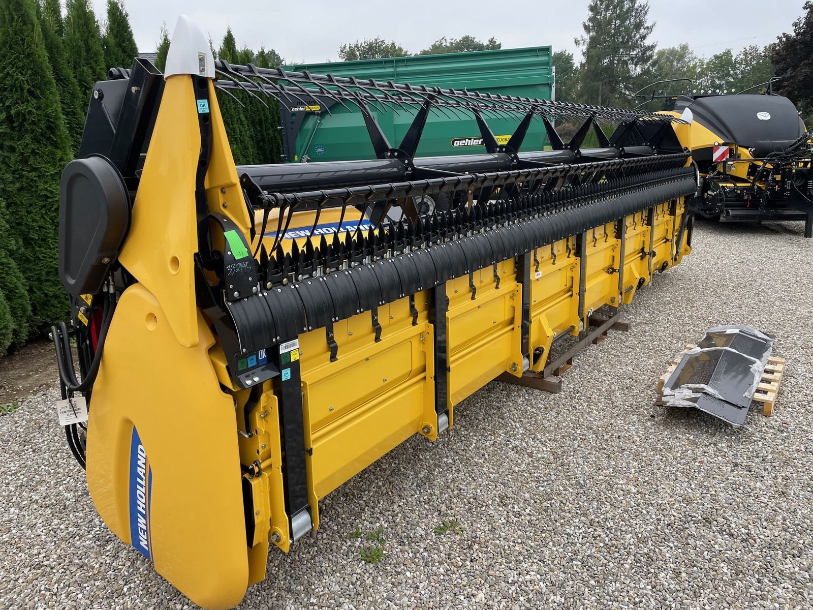 Schneidwerk of the type New Holland New Holland Super Flex 740, Gebrauchtmaschine in Burgkirchen (Picture 3)