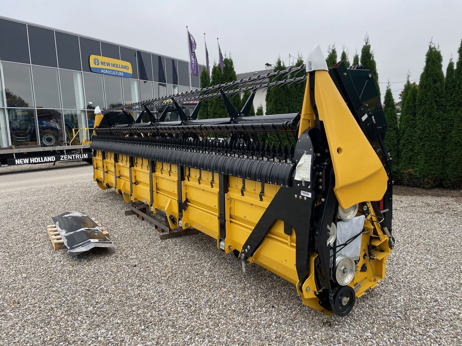Schneidwerk of the type New Holland New Holland Super Flex 740, Gebrauchtmaschine in Burgkirchen (Picture 4)