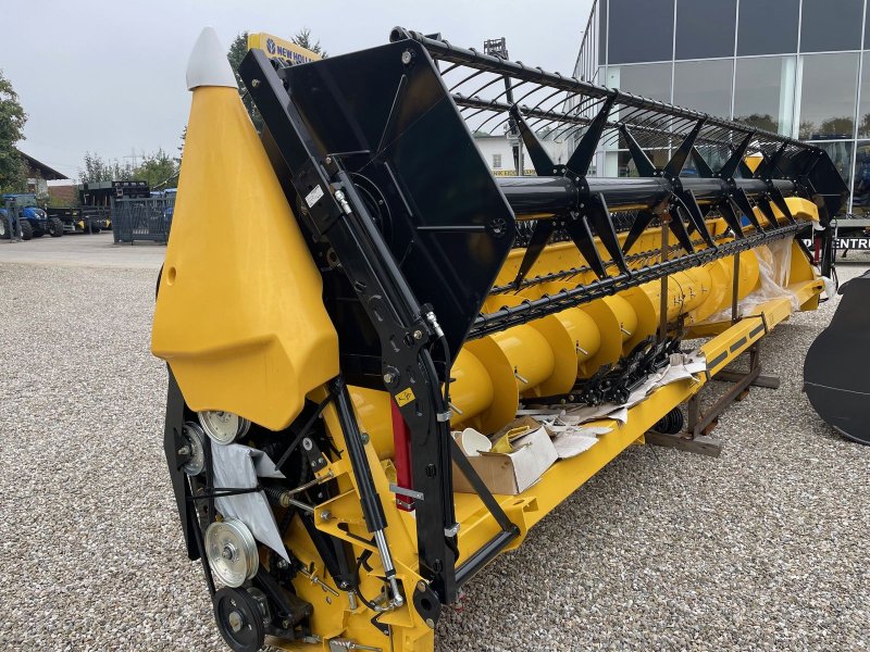 Schneidwerk des Typs New Holland New Holland Super Flex 740, Gebrauchtmaschine in Burgkirchen (Bild 1)