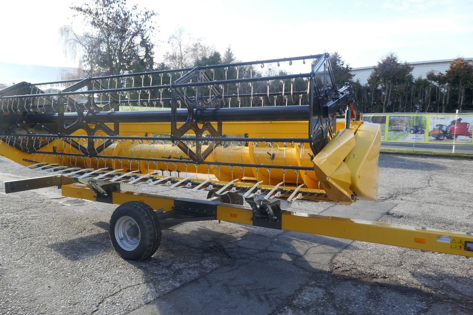 Schneidwerk typu New Holland NH Schneidwerk 760 CG 4,8 m, Gebrauchtmaschine v Villach (Obrázek 4)