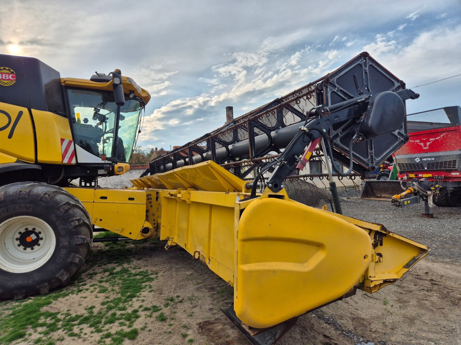 Schneidwerk des Typs New Holland Schneidwerk 10,70 m, Gebrauchtmaschine in Nagycenk (Bild 7)