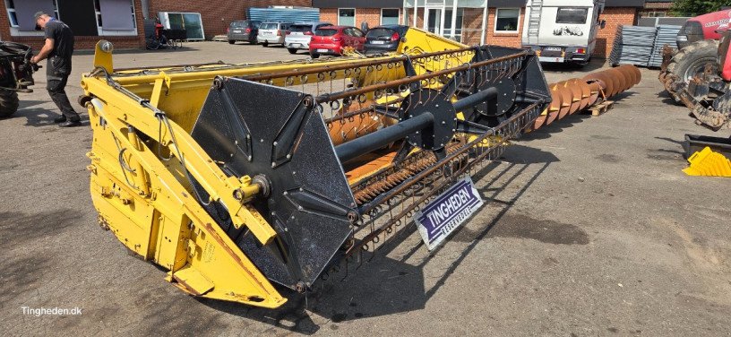Schneidwerk des Typs New Holland TX30, Gebrauchtmaschine in Hemmet (Bild 2)