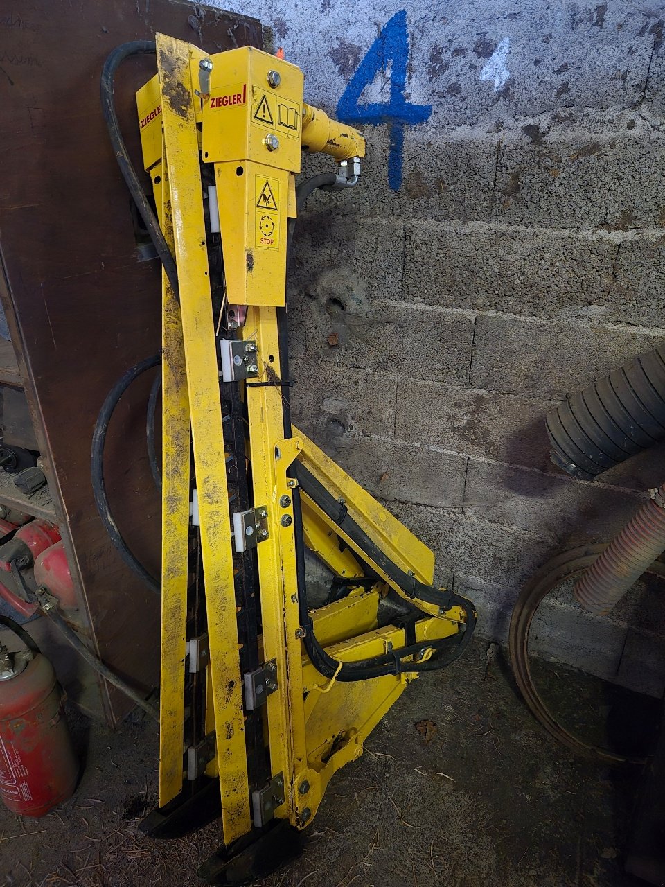 Schneidwerk tipa New Holland Varifeed 6.10 cg, Gebrauchtmaschine u MANDRES-SUR-VAIR (Slika 9)