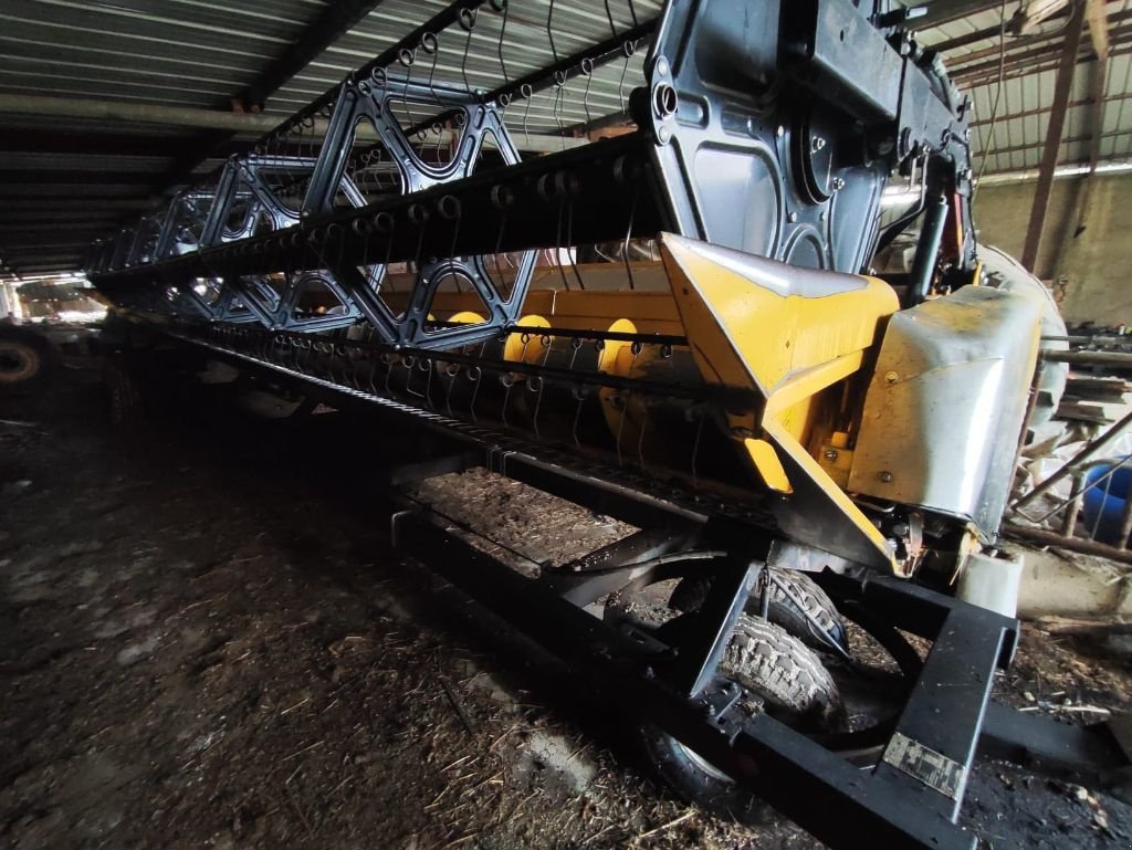 Schneidwerk от тип New Holland Varifeed 8P35VA, Gebrauchtmaschine в STENAY (Снимка 4)
