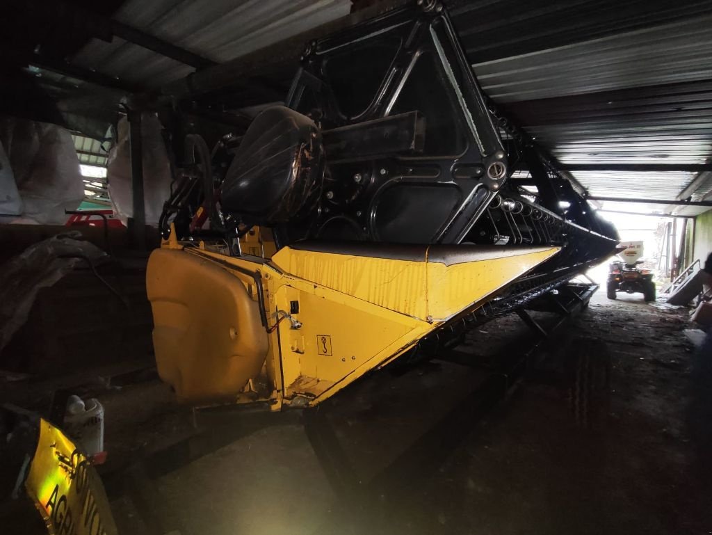 Schneidwerk от тип New Holland Varifeed 8P35VA, Gebrauchtmaschine в STENAY (Снимка 2)