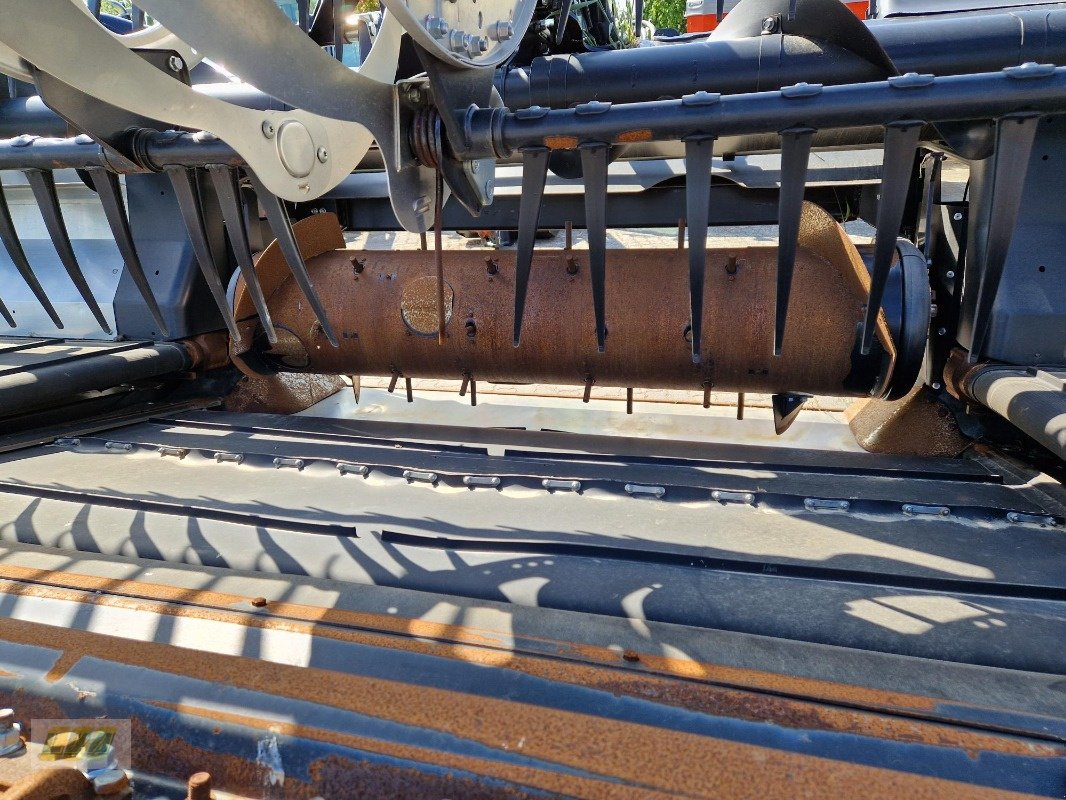 Schneidwerk typu Sonstige MacDon FD241 Aufnahme Claas, Gebrauchtmaschine v Schenkenberg (Obrázek 11)