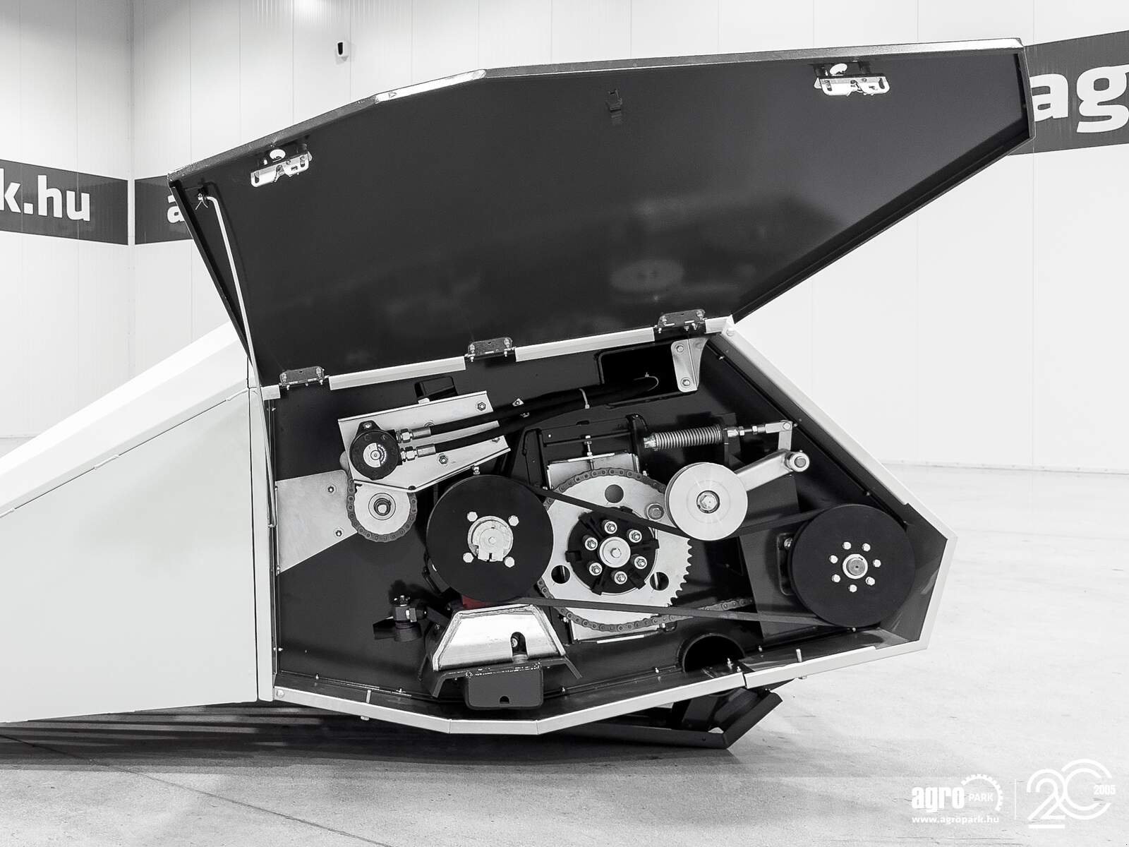 Schneidwerk des Typs SunSeed Xtra 8-75, Gebrauchtmaschine in Csengele (Bild 21)