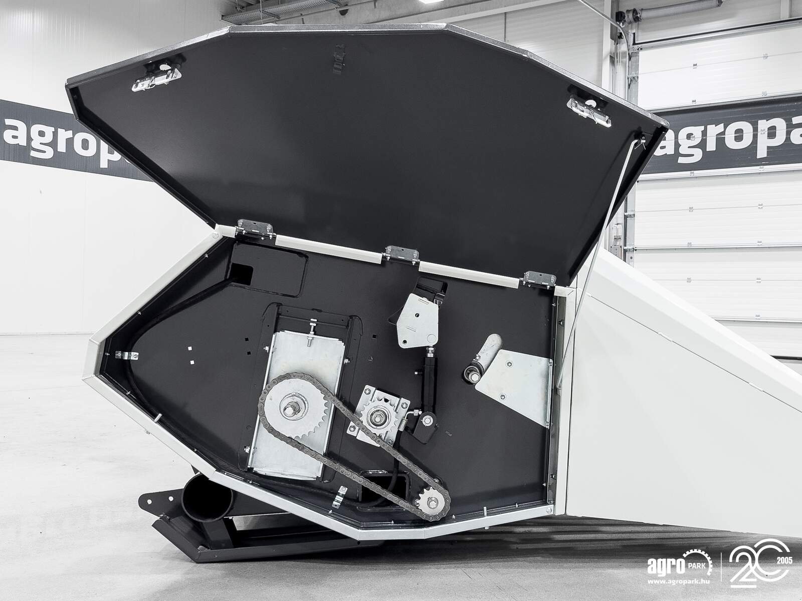 Schneidwerk des Typs SunSeed Xtra 8-75, Gebrauchtmaschine in Csengele (Bild 22)