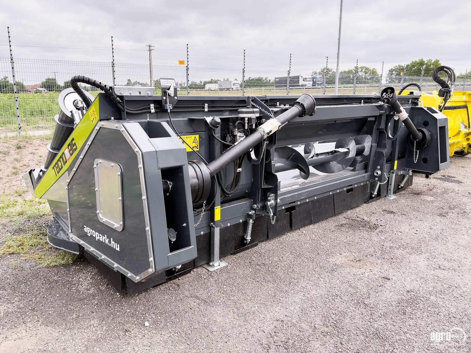 Schneidwerk typu Tecnomais TM3 UNUSED 6 row (75 cm), rigid corn header (Claas), Gebrauchtmaschine w Csengele (Zdjęcie 4)
