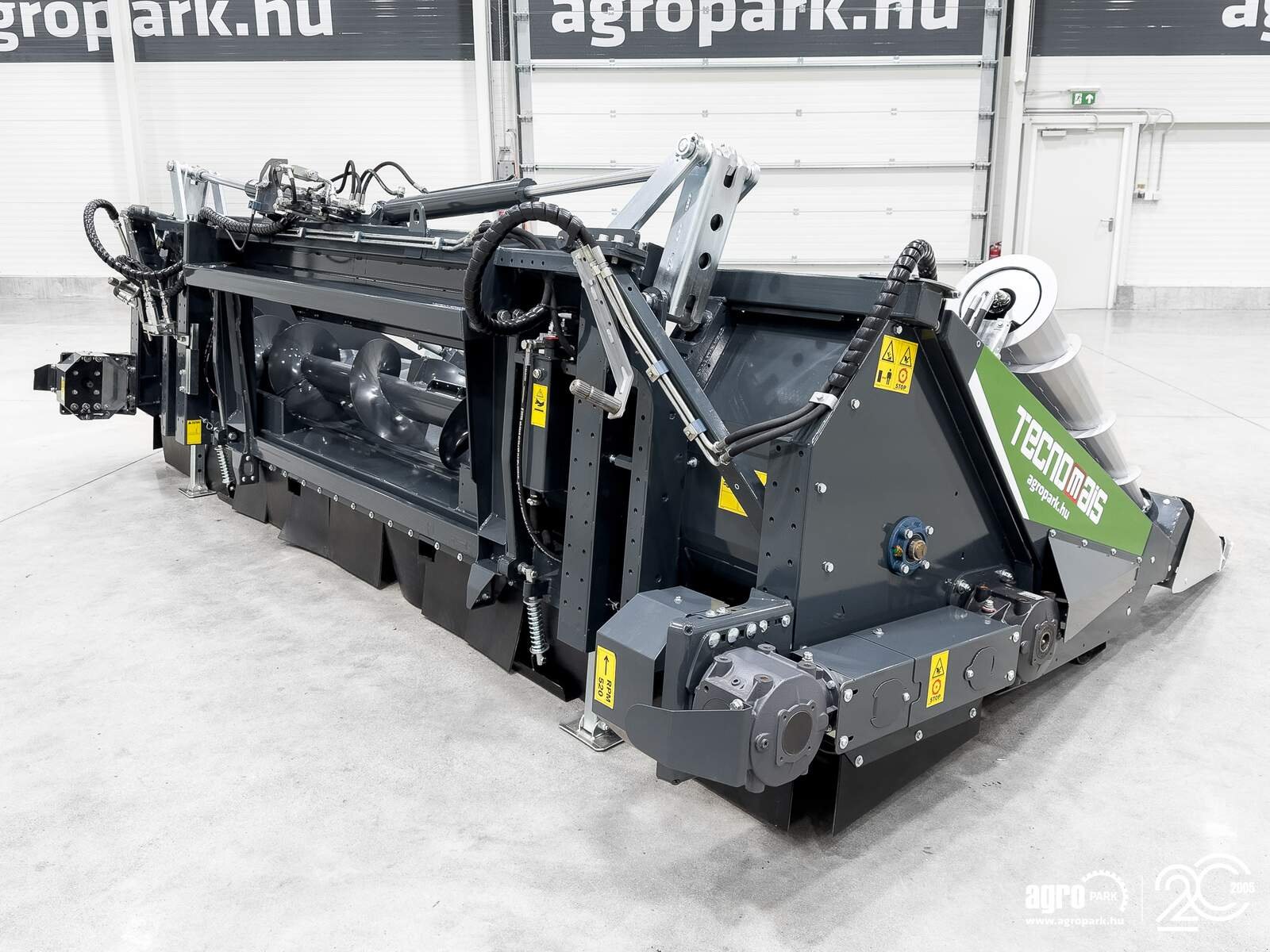 Schneidwerk typu Tecnomais TMRP4 6R-F 6 row (75 cm), foldable corn header, for Case IH and New Holland combines, Gebrauchtmaschine v Csengele (Obrázek 3)