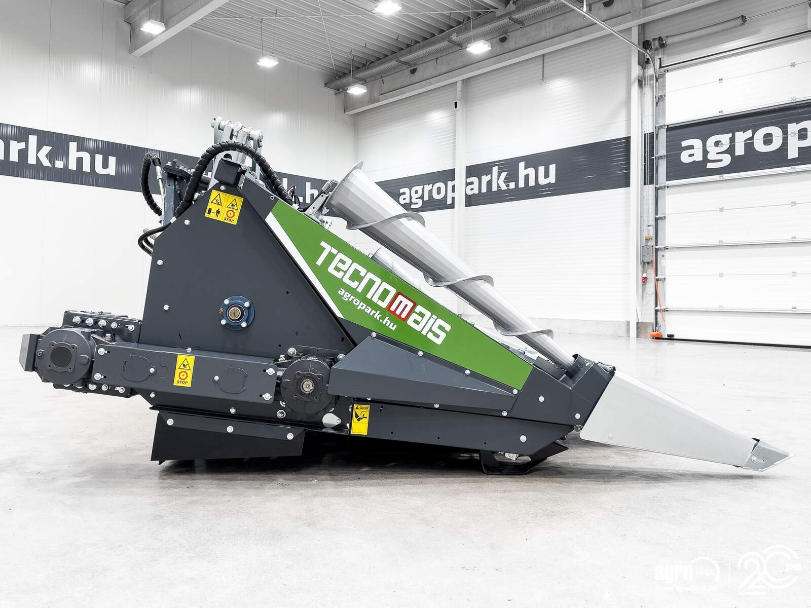 Schneidwerk Türe ait Tecnomais TMRP4 6R-F 6 row (75 cm), foldable corn header, for Claas combines, Gebrauchtmaschine içinde Csengele (resim 8)