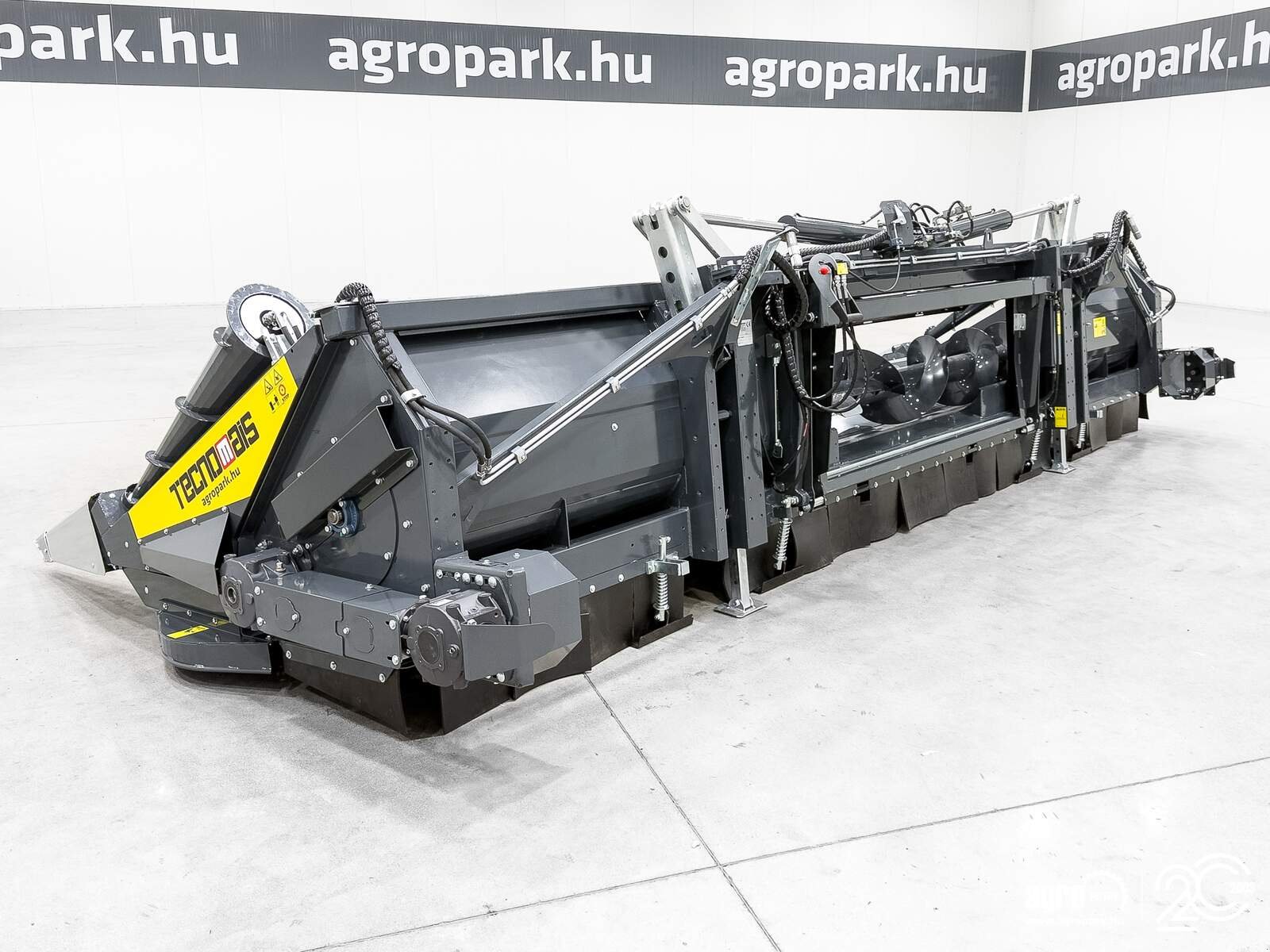 Schneidwerk typu Tecnomais TMRP4 8R-F 8 row (75 cm), foldable corn header, for Case IH and New Holland combines, Gebrauchtmaschine v Csengele (Obrázek 4)