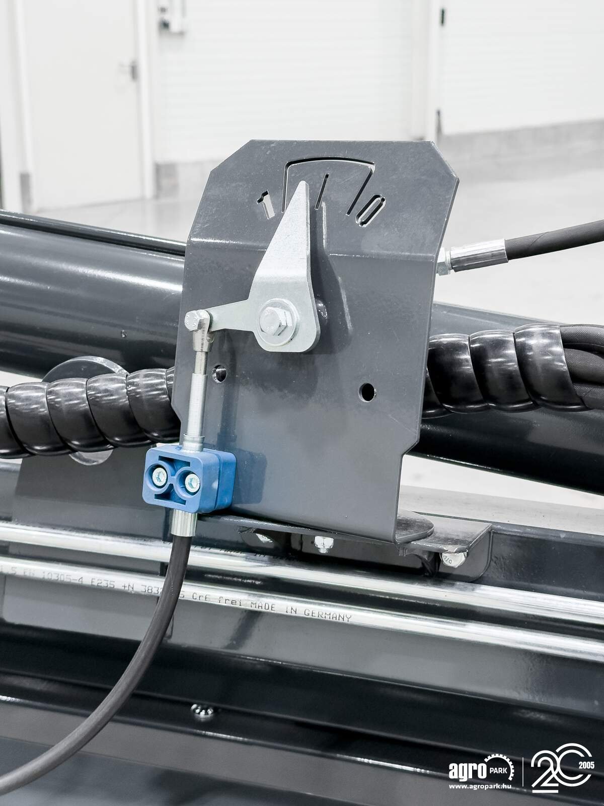 Schneidwerk typu Tecnomais TMRP4 8R-F 8 row (75 cm), foldable corn header, for Case IH and New Holland combines, Gebrauchtmaschine v Csengele (Obrázek 29)