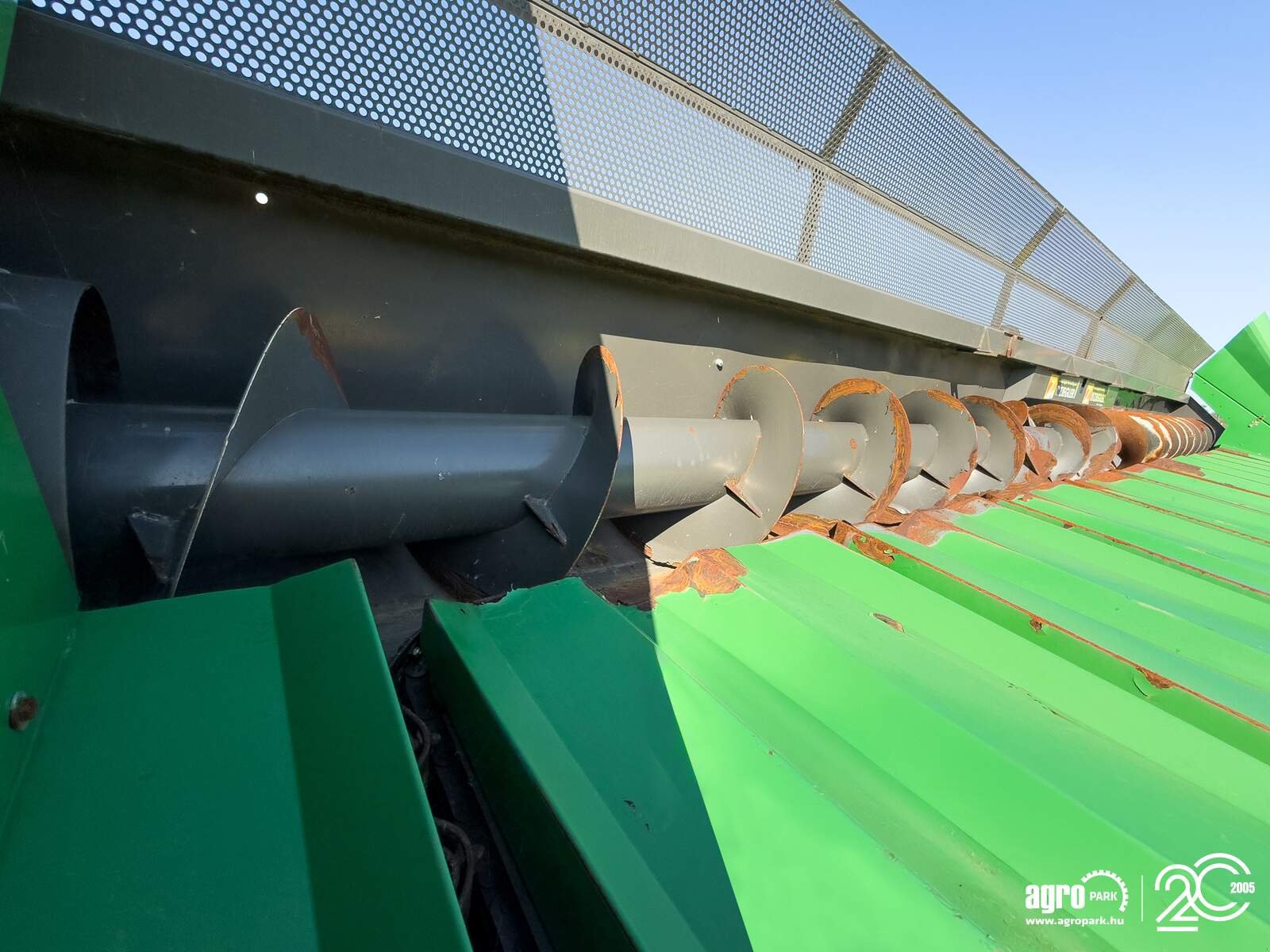 Schneidwerk typu Ziegler Sunflower Champion 12R John Deere 12 row sunflower header, 75 cm row distance, for John Deere S and T combines, Gebrauchtmaschine v Csengele (Obrázek 12)