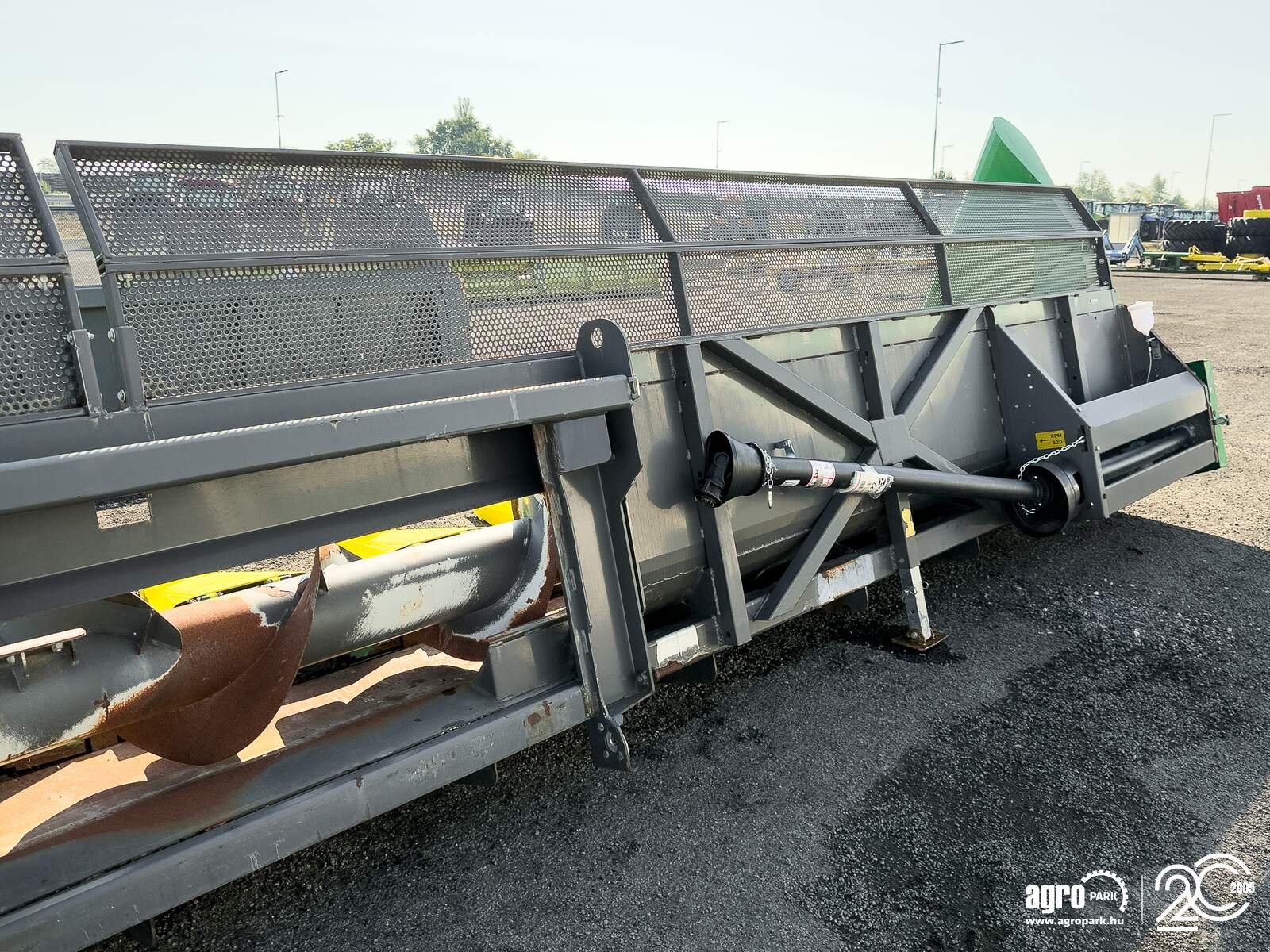 Schneidwerk typu Ziegler Sunflower Champion 12R John Deere 12 row sunflower header, 75 cm row distance, for John Deere S and T combines, Gebrauchtmaschine v Csengele (Obrázek 23)