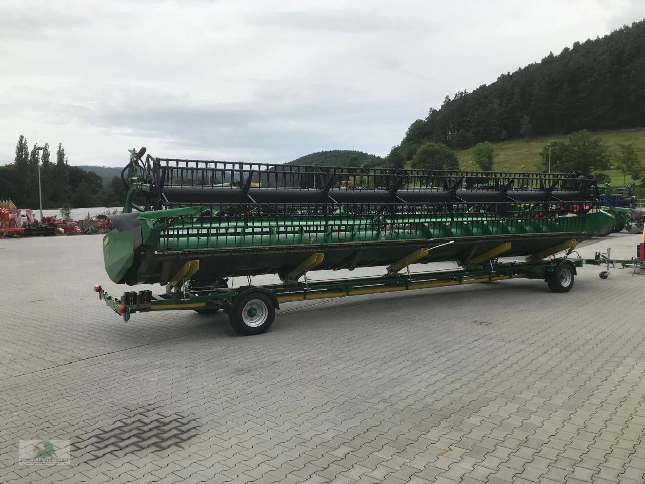 Schneidwerkswagen des Typs John Deere 735PF, Neumaschine in Teichröda (Bild 5)