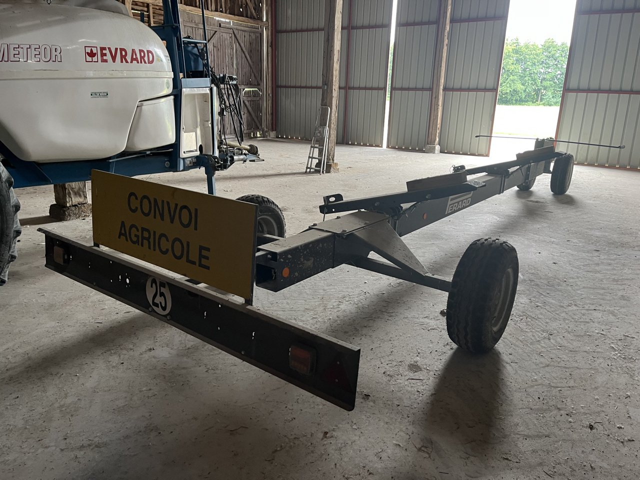 Schneidwerkswagen typu Perard 4 RGC NF650M, Gebrauchtmaschine v VERT TOULON (Obrázek 4)