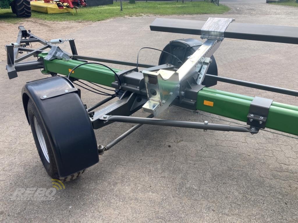 Schneidwerkswagen от тип Ziegler 4WT JD HD40X, Neumaschine в Albersdorf (Снимка 9)