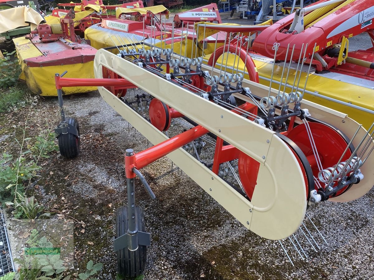 Schwader des Typs Akpil Bandrechen, Neumaschine in Wartberg (Bild 3)