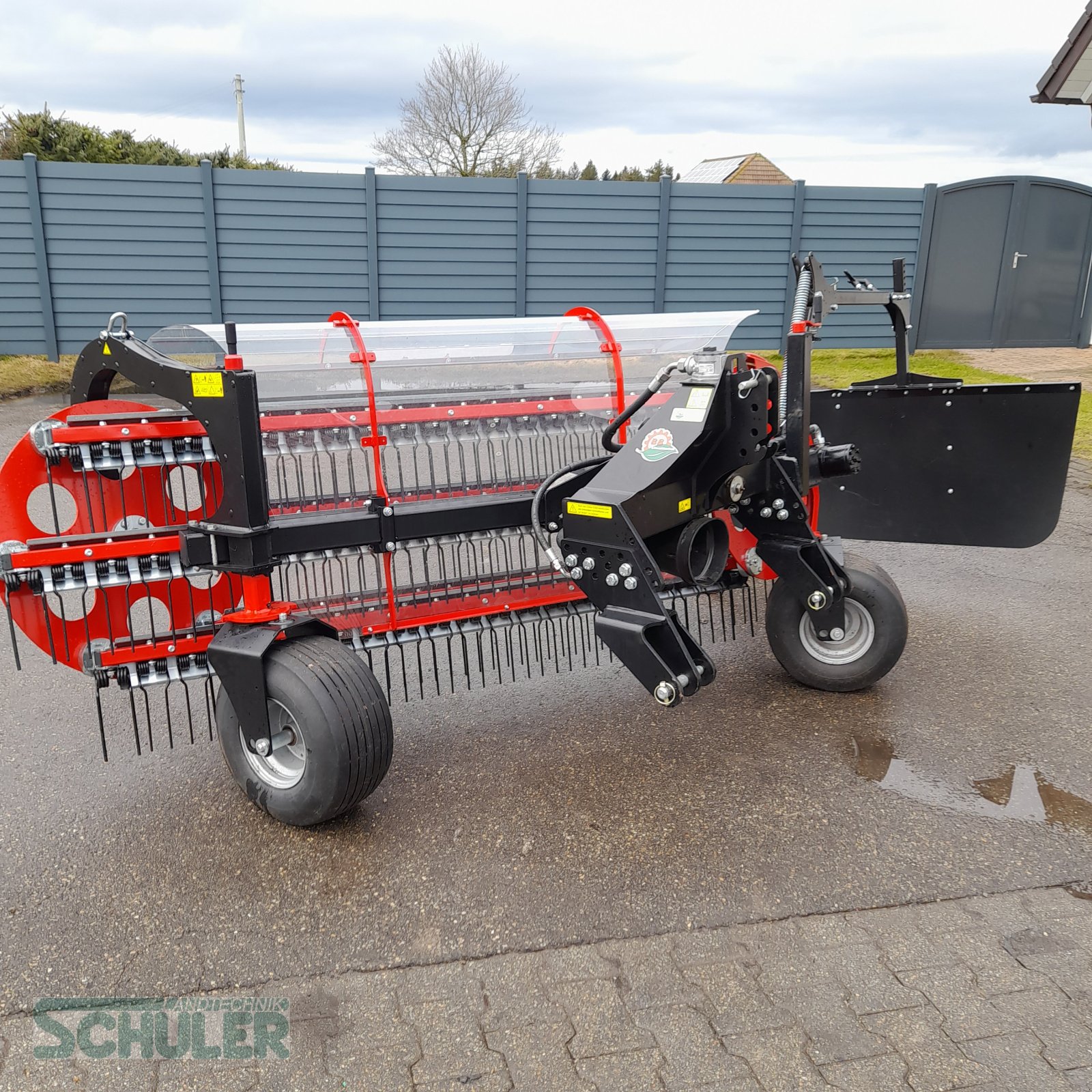 Schwader des Typs BB-Umwelttechnik Clementer 250 F ECO, Neumaschine in St. Märgen (Bild 12)