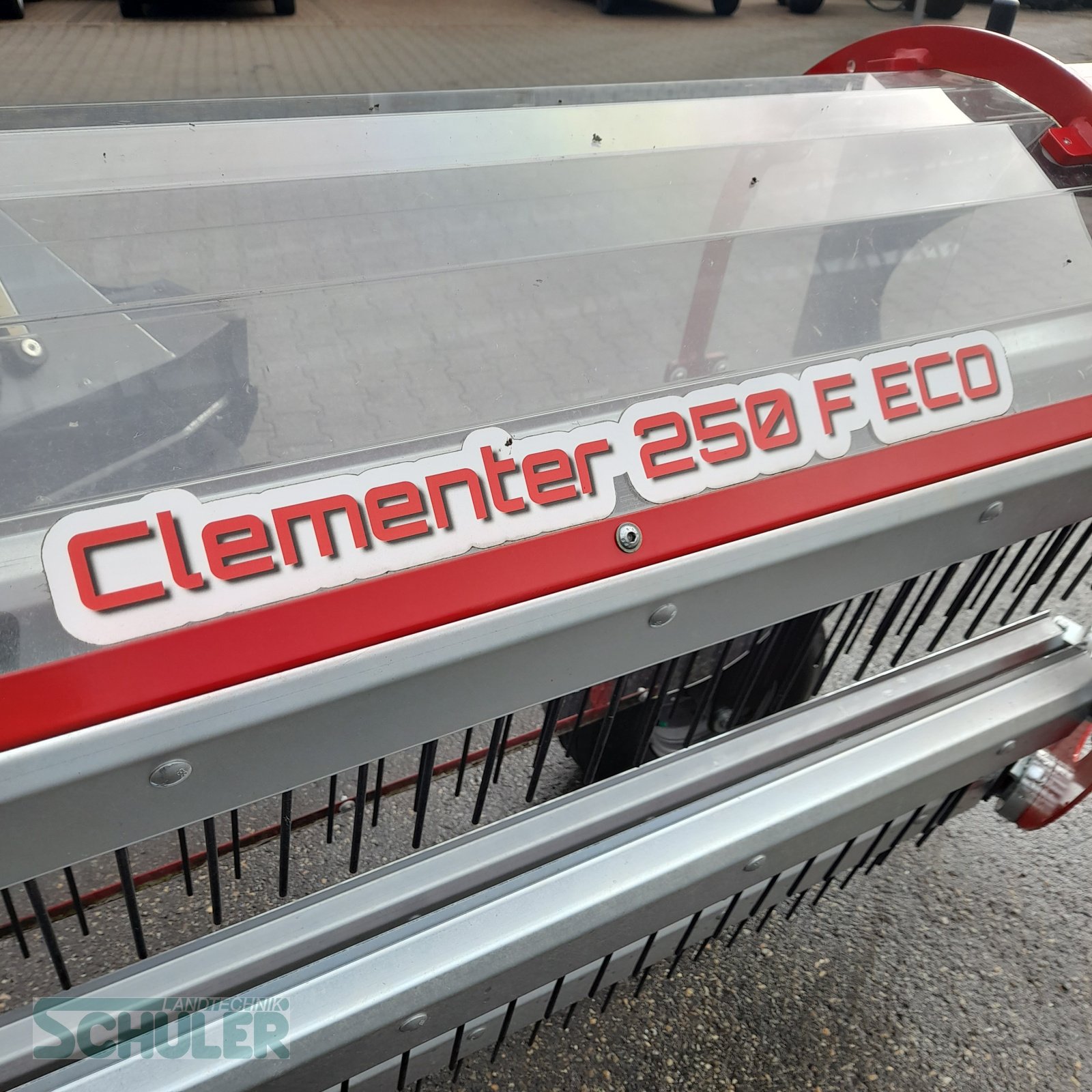 Schwader des Typs BB-Umwelttechnik Clementer 250 F ECO, Neumaschine in St. Märgen (Bild 13)