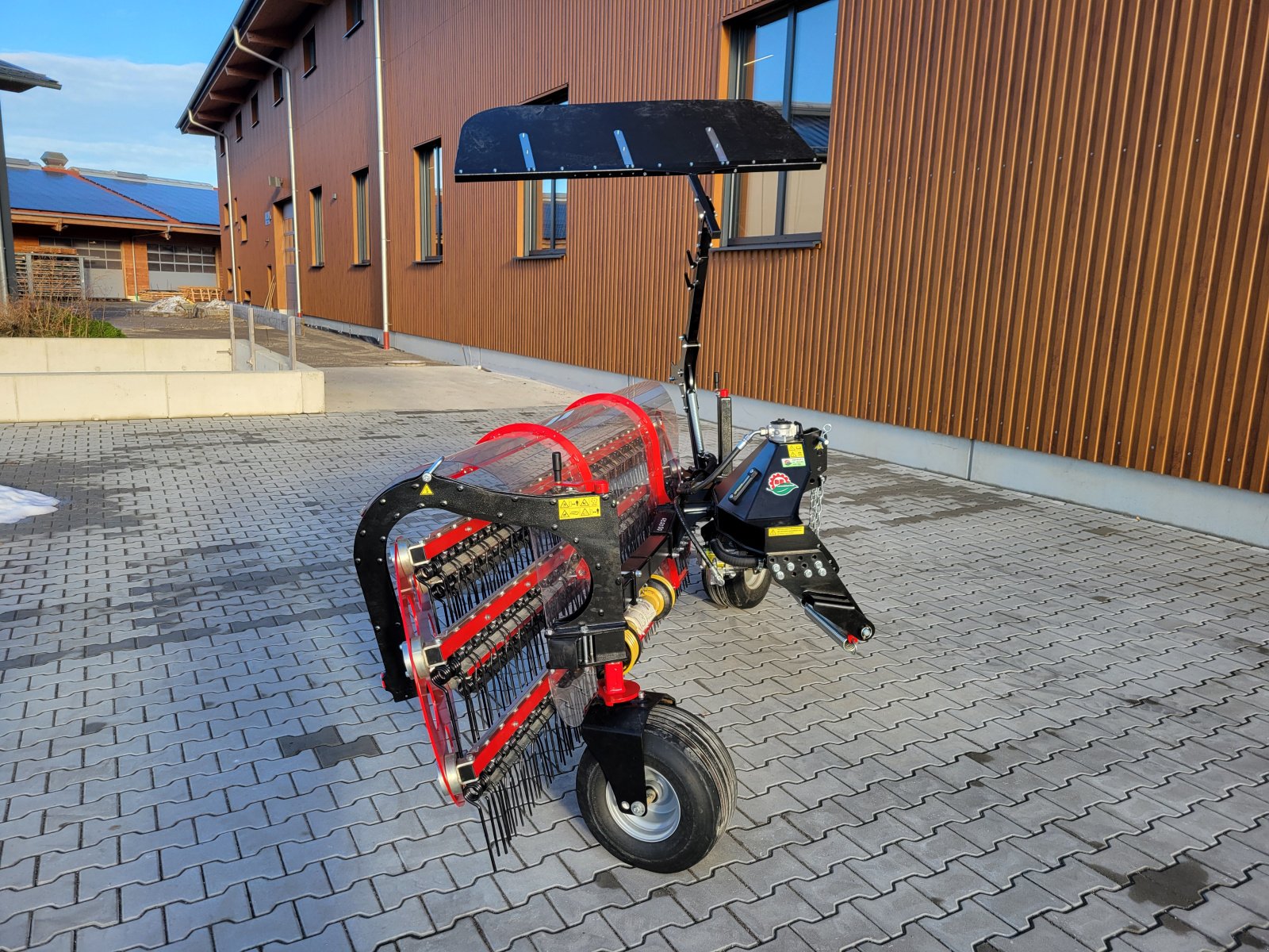 Schwader typu BB-Umwelttechnik Clementer 300 F Eco, Gebrauchtmaschine v Roßhaupten (Obrázek 2)