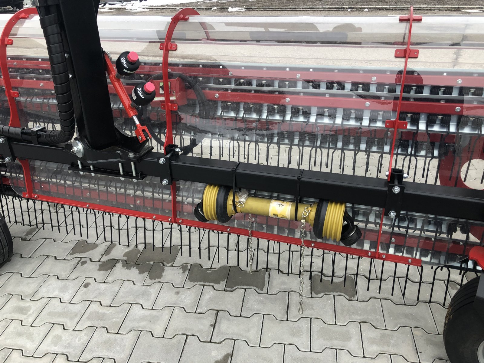 Schwader des Typs BB-Umwelttechnik Clementer 300 H, Gebrauchtmaschine in Roßhaupten (Bild 4)