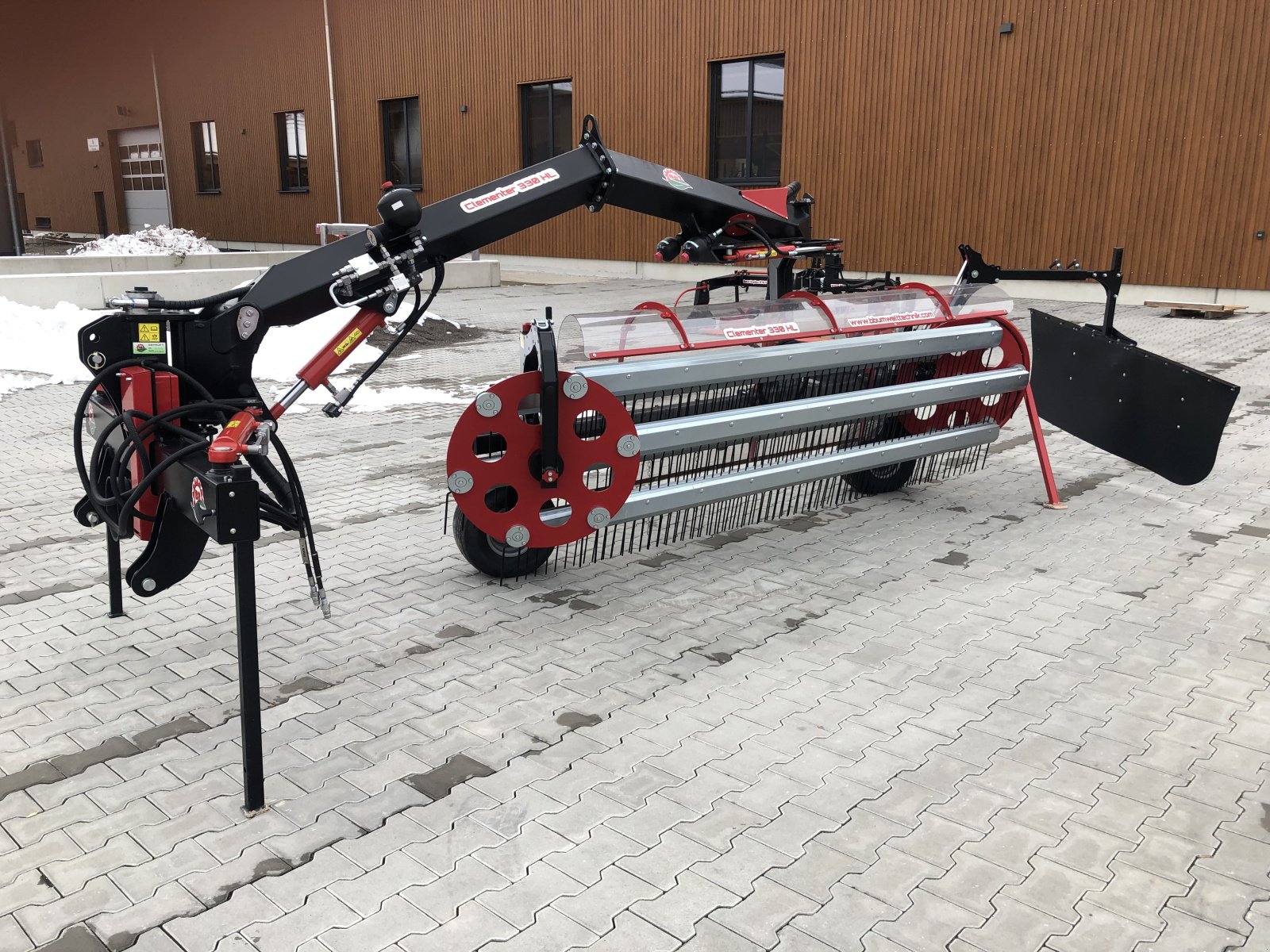 Schwader des Typs BB-Umwelttechnik Clementer 300 H, Gebrauchtmaschine in Roßhaupten (Bild 5)