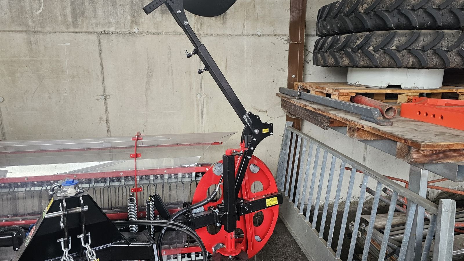 Schwader typu BB-Umwelttechnik Clementer 300F ECO, Gebrauchtmaschine v Ried im Oberinntal (Obrázek 3)