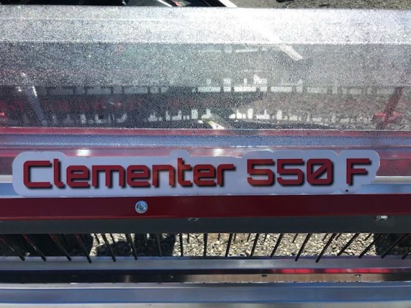 Schwader des Typs BB-Umwelttechnik Kammschwader Clementer 550F Vorführer, Vorführmaschine in Tamsweg (Bild 7)