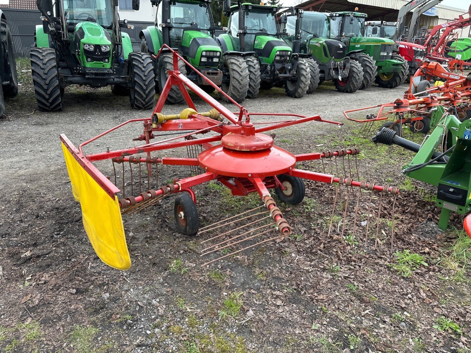 Schwader типа Case IH Andaineur N10 Case IH, Gebrauchtmaschine в LA SOUTERRAINE (Фотография 4)