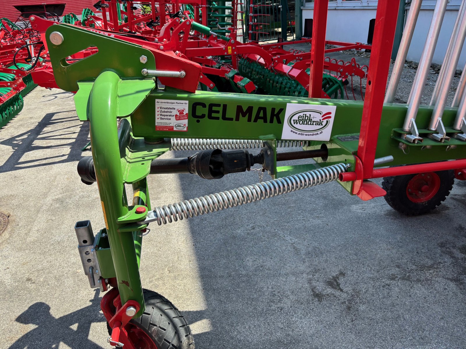 Schwader tipa Celmak Kreiselschwader RWR380, Neumaschine u Gerasdorf (Slika 4)