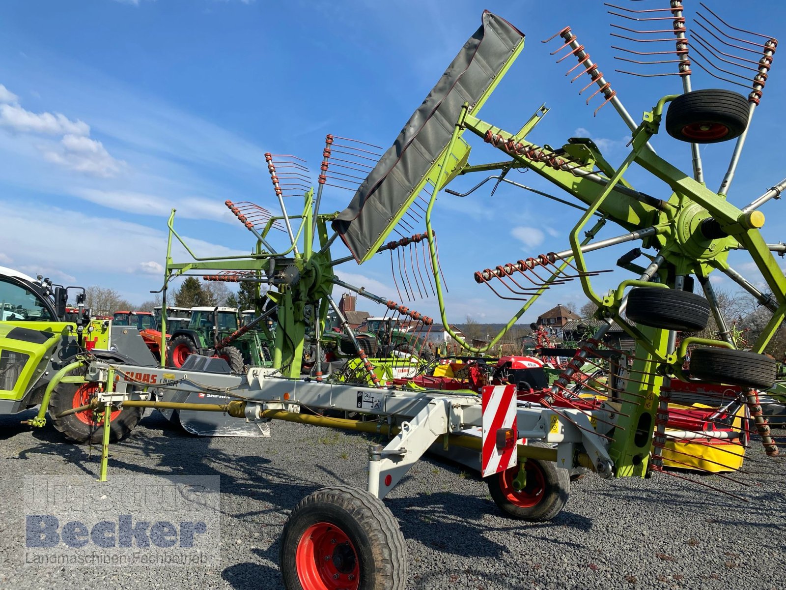 Schwader des Typs CLAAS Liner 1250 Profil, Gebrauchtmaschine in Weimar-Niederwalgern (Bild 6)