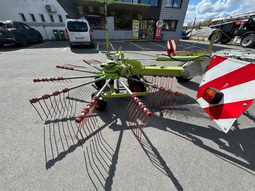 Schwader tipa CLAAS LINER 1250, Gebrauchtmaschine u CORMENON (Slika 2)