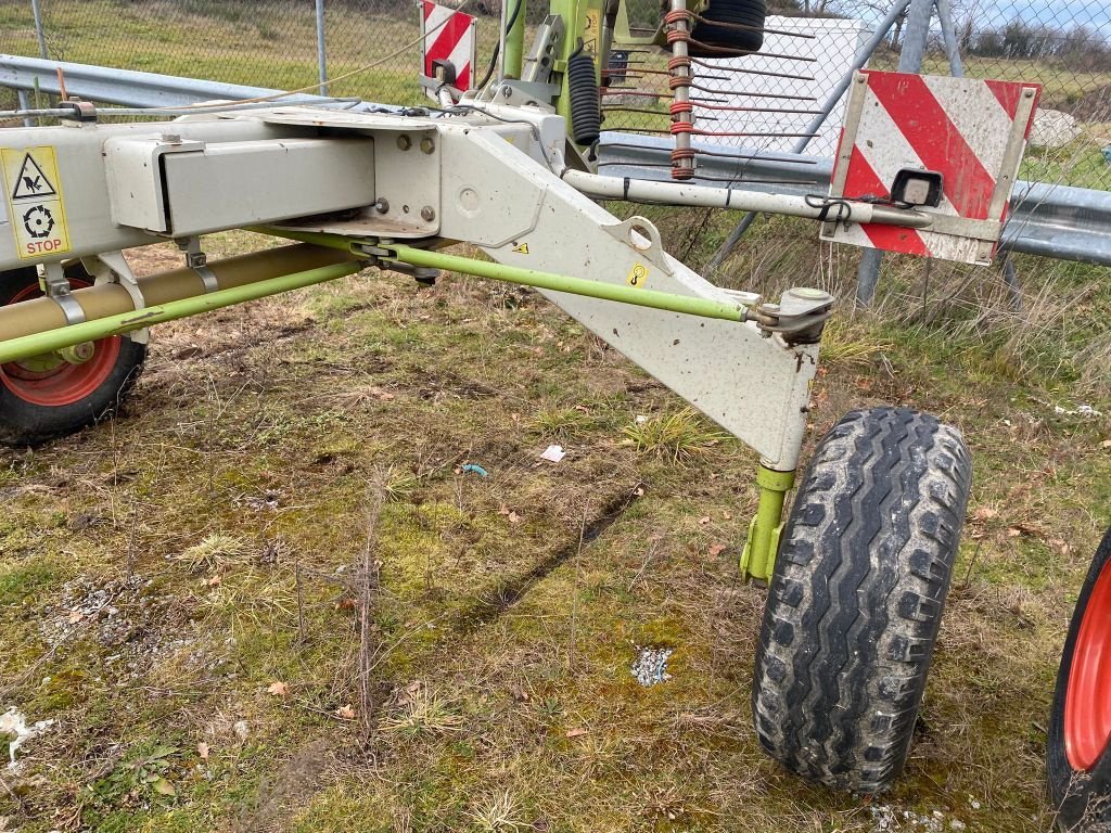 Schwader typu CLAAS Liner 1550 Twin profil, Gebrauchtmaschine w GUERET (Zdjęcie 8)