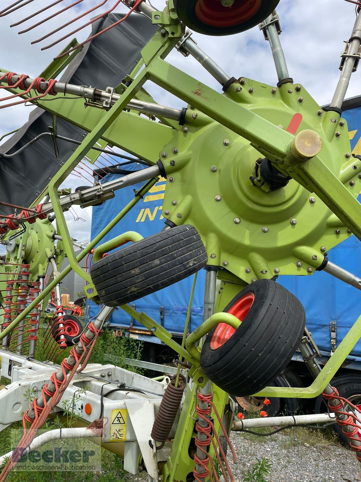 Schwader of the type CLAAS Liner 1550 Twin Profil, Gebrauchtmaschine in Weimar-Niederwalgern (Picture 4)