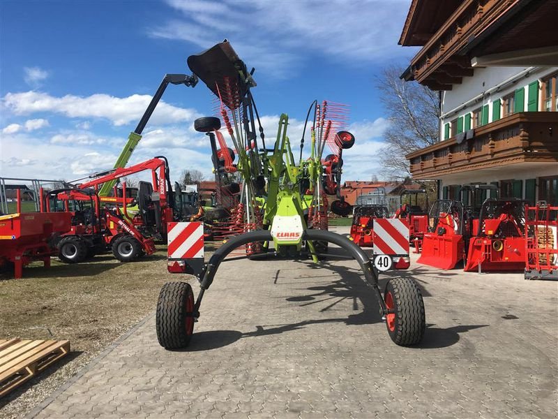 Schwader des Typs CLAAS LINER 1600 TWIN, Vorführmaschine in Obersöchering (Bild 3)