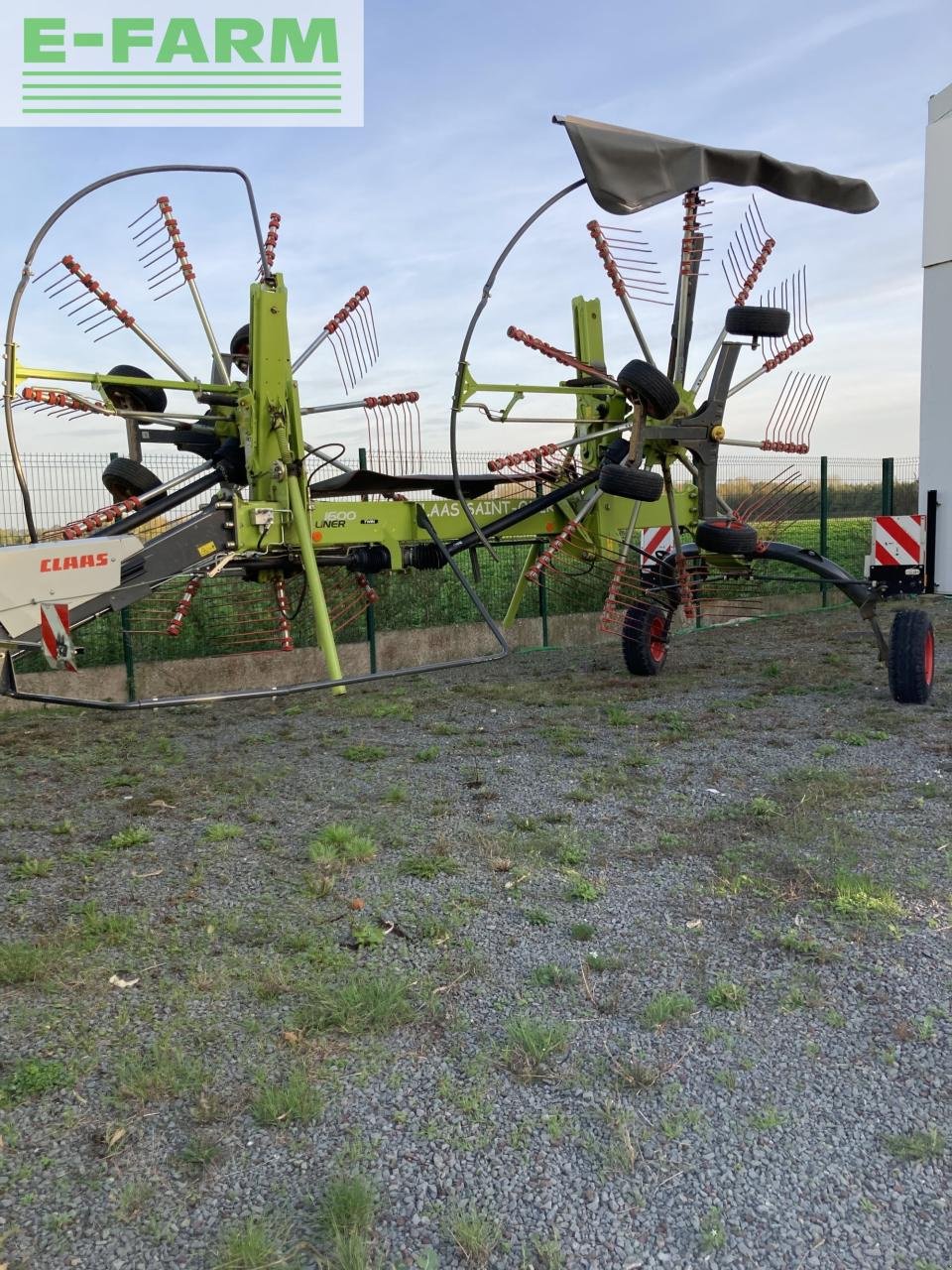 Schwader tipa CLAAS liner 1600 twin, Gebrauchtmaschine u BLENDECQUES (Slika 1)