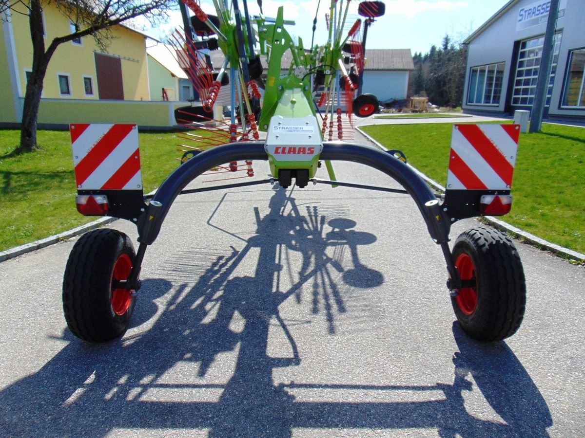 Schwader des Typs CLAAS Liner 1600, Vorführmaschine in Neukirchen am Walde  (Bild 7)