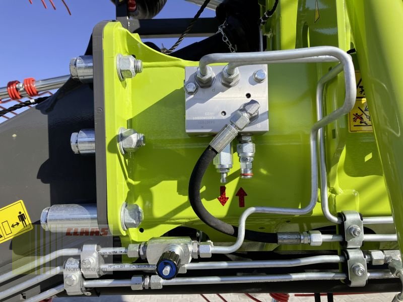 Schwader des Typs CLAAS LINER 1700 TWIN, Neumaschine in Freystadt (Bild 21)