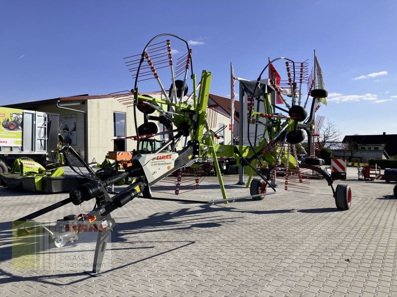 Schwader des Typs CLAAS LINER 1700 TWIN, Neumaschine in Freystadt (Bild 3)