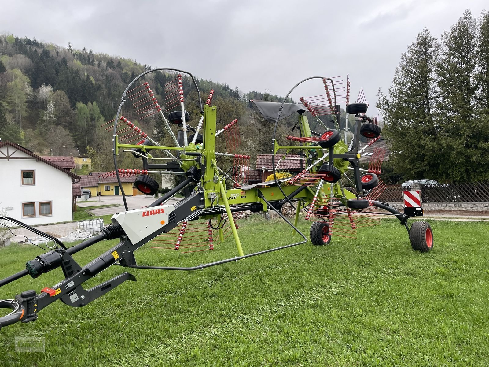 Schwader του τύπου CLAAS Liner 1700 Twin, Neumaschine σε Kaumberg (Φωτογραφία 4)