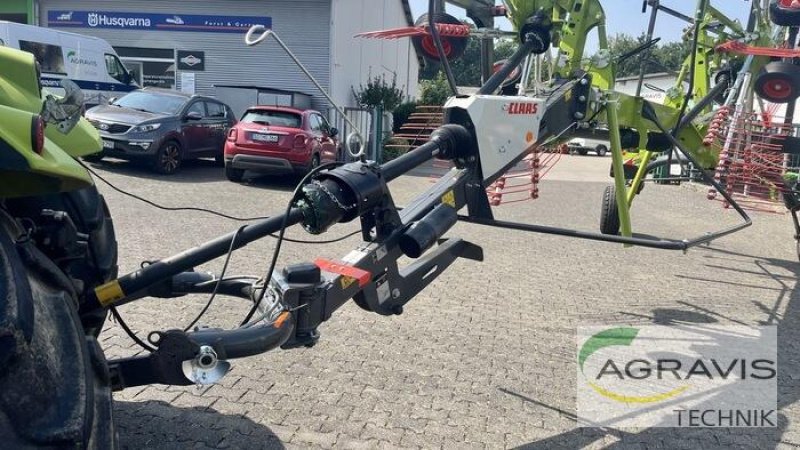 Schwader des Typs CLAAS LINER 1700, Neumaschine in Werl-Oberbergstraße (Bild 5)