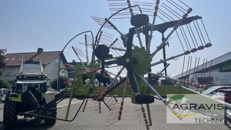 Schwader des Typs CLAAS LINER 1700, Neumaschine in Werl-Oberbergstraße (Bild 4)