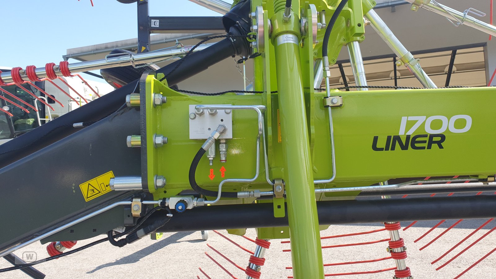 Schwader des Typs CLAAS Liner 1700, Neumaschine in Zell an der Pram (Bild 15)