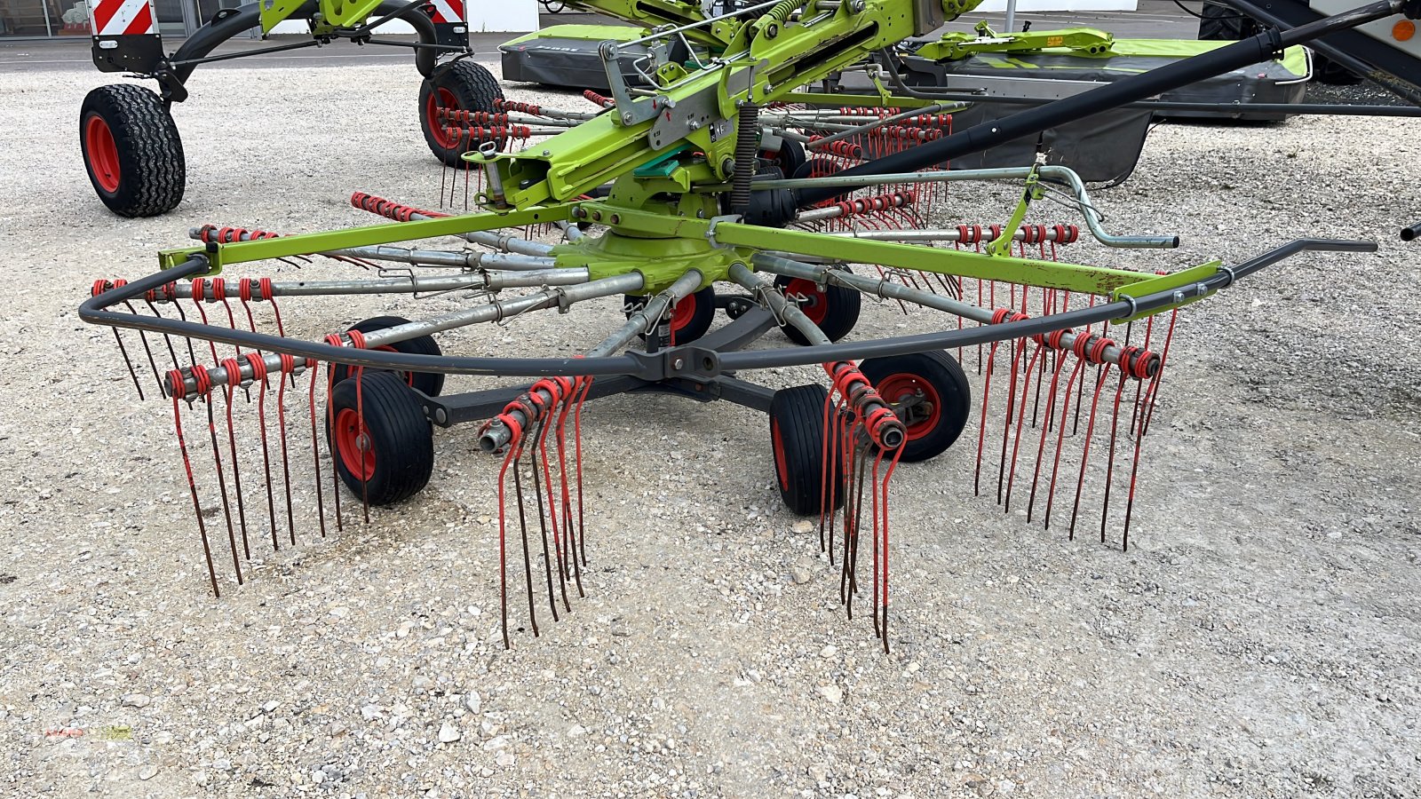 Schwader of the type CLAAS LINER 1800 TWIN PREISREDUZIERT, Gebrauchtmaschine in Langenau (Picture 7)