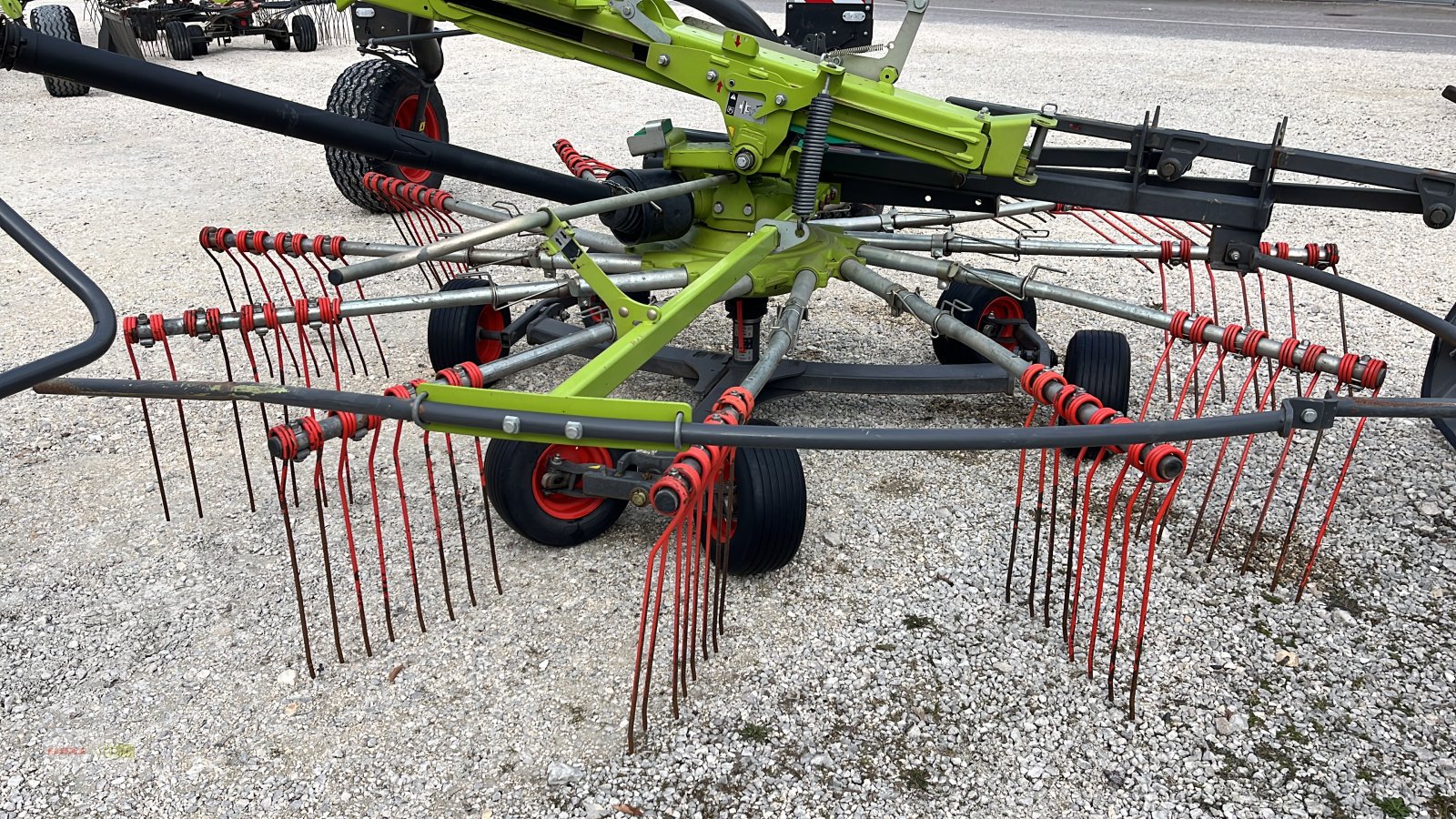 Schwader of the type CLAAS LINER 1800 TWIN PREISREDUZIERT, Gebrauchtmaschine in Langenau (Picture 9)