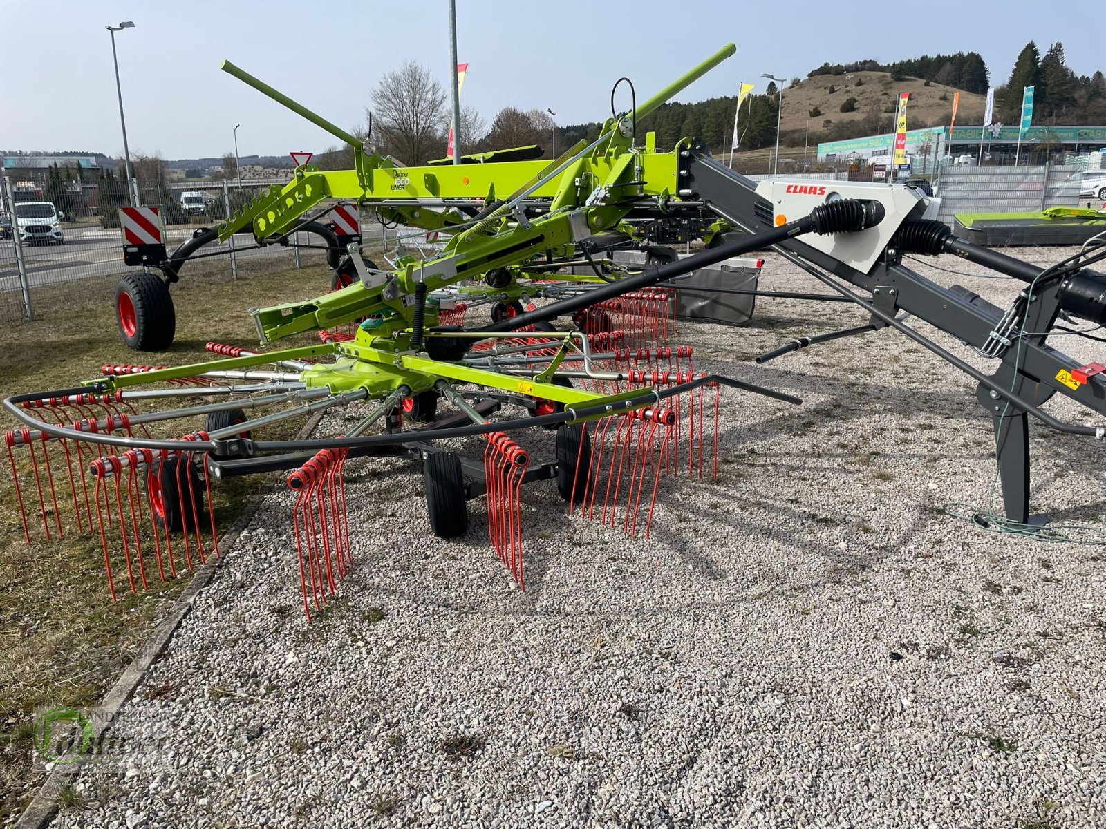 Schwader del tipo CLAAS Liner 1900, Neumaschine en Münsingen (Imagen 1)