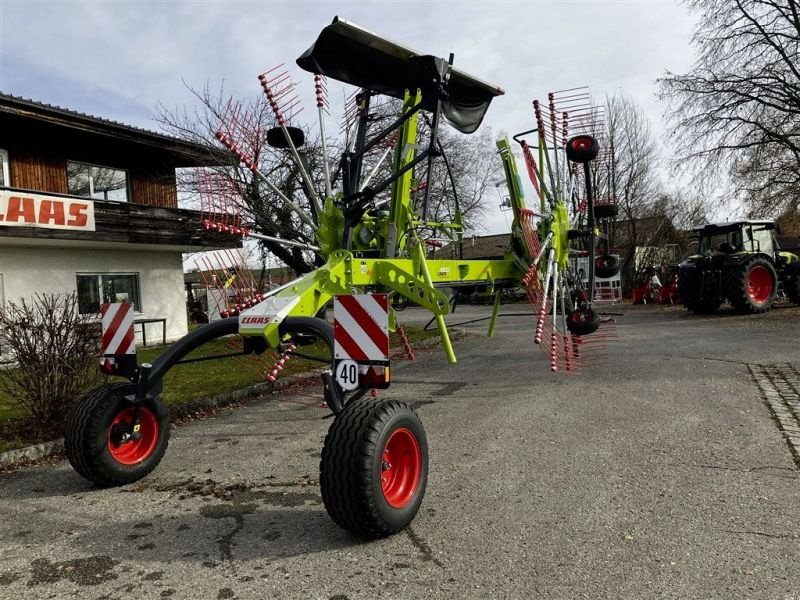 Schwader des Typs CLAAS LINER 1900, Neumaschine in Grabenstätt-Erlstätt (Bild 9)